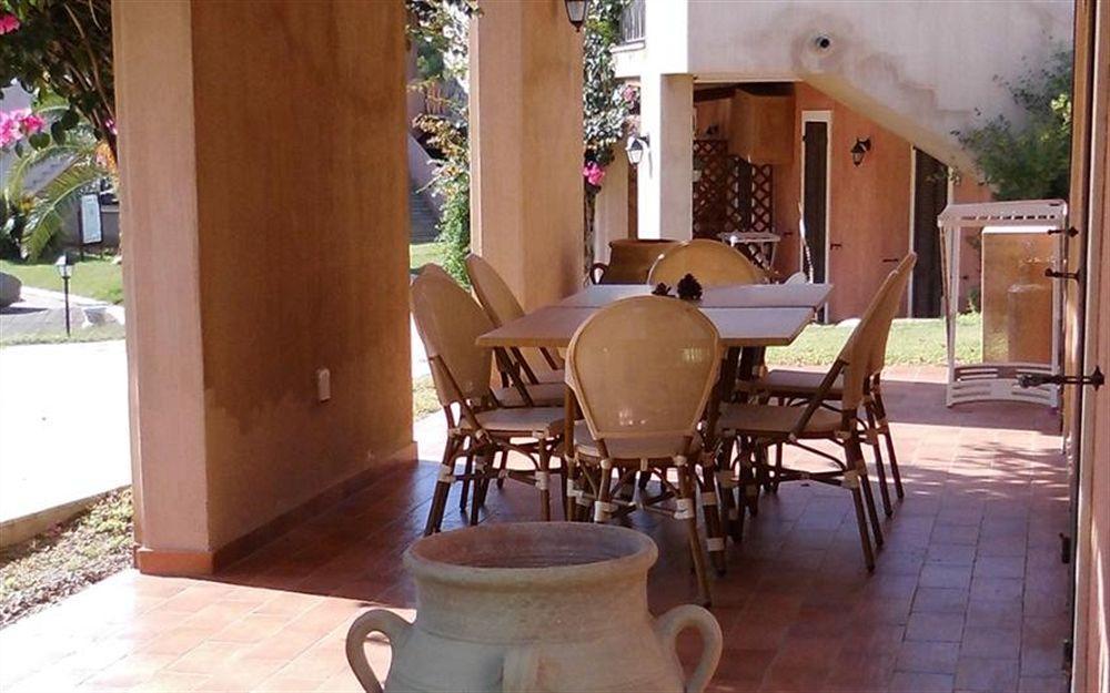 Residence S'Incantu Villasimius Buitenkant foto